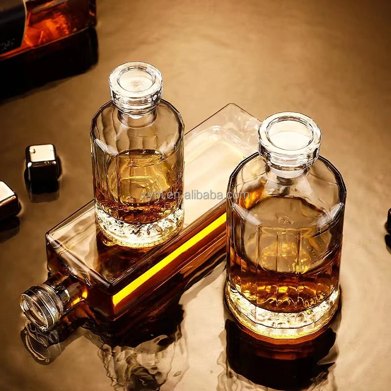 High Quality Empty Glass Wine Bottle Vodka Gin Rum Whiskey Bottle Glass Liquor Bottle With Stopper Screw Cap