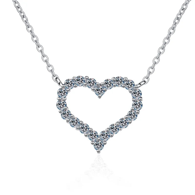 Classic Moissanite Pendant 0.3-2CT 925 Sterling Silver Necklace in Heart Shape With Moissanite Pendant Necklace for