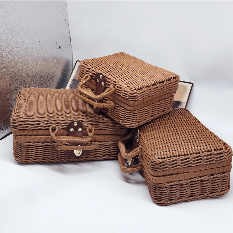 Rattan Handbag Storage Basket With Handles and Leather Strap Metal Lock for Camping Wedding