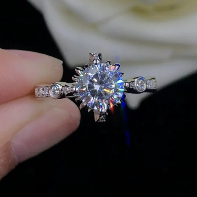 CAOSHI Wholesale Imitate Moissanite 4 Prongs Bands Engagement Jewelry Shiny Diamond Cubic Zircon Silver Plating Rings Women
