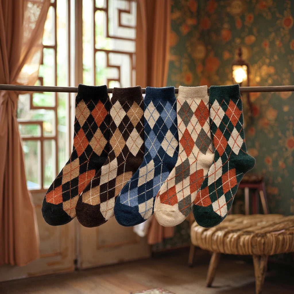 Autumn Winter Diamond Plaid Retro Wool Socks Thickened and Warm with Old Money Style Medium Sleeve Print Pattern Wholesale Body