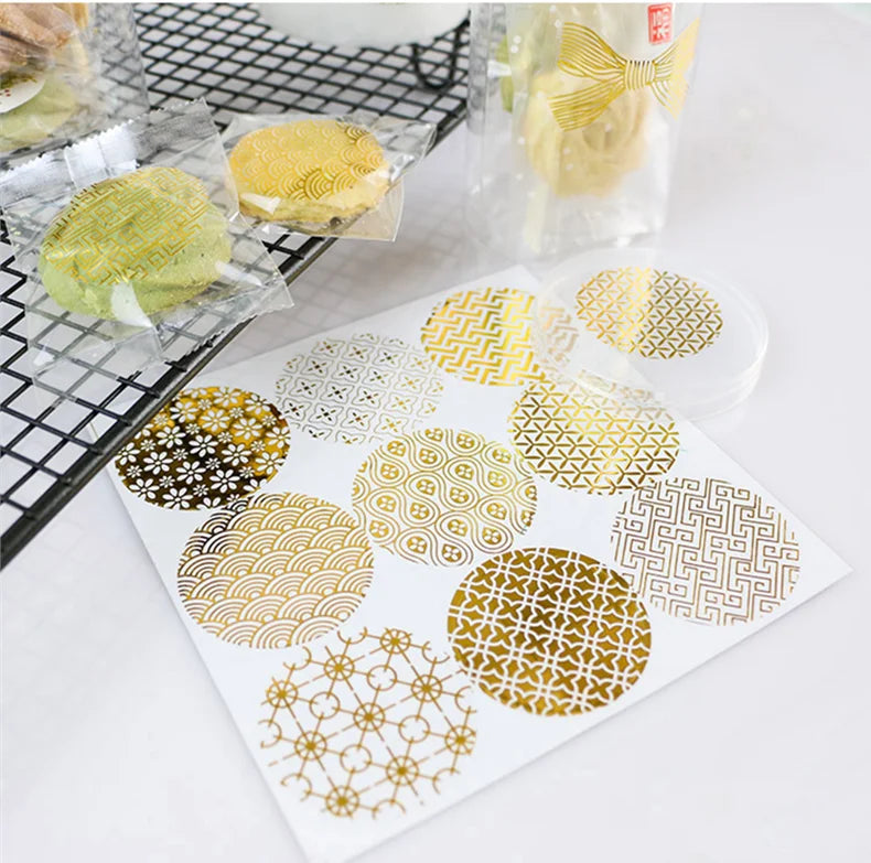 90pcs/pack Vintage Golden Lace Transparent Gilding Seal Sticker Waterproof Sticky Label DIY Gifts Baking Decoration Label