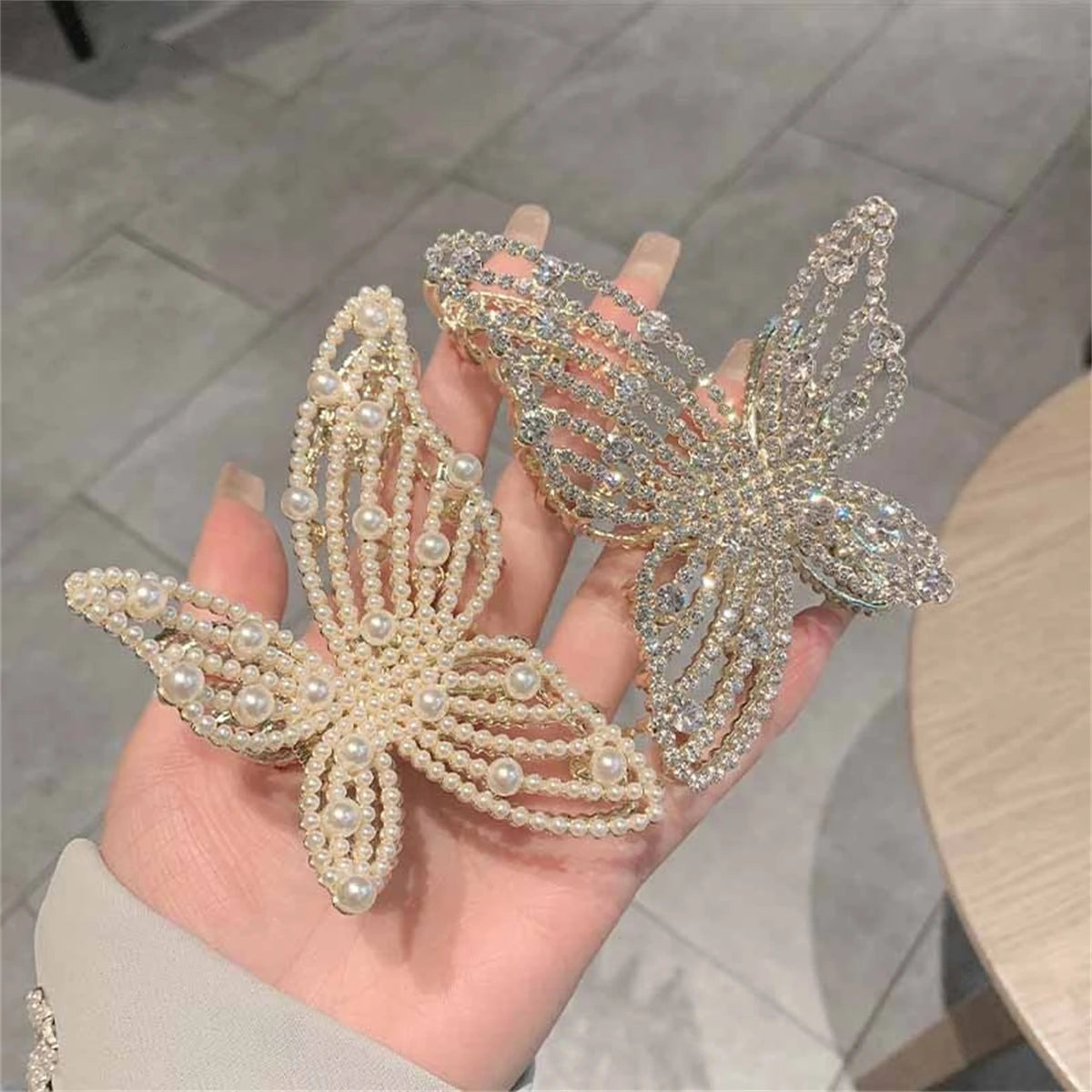 Women Hair Clips Claw Clamp Large Rhinestone Butterfly Pearl Metal Elegant Hairpin Hair Accessories