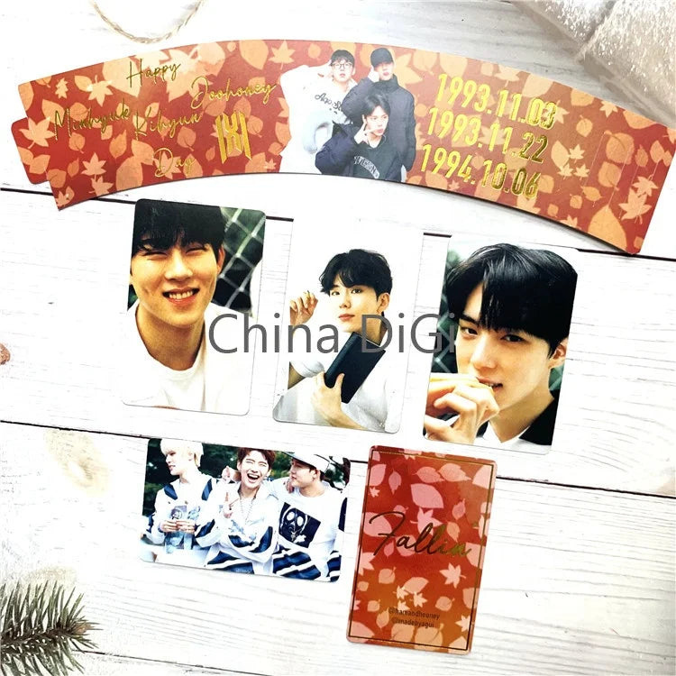 K-pop Merchandise Paper Crafts Printing Adjustable Personalized Glossy Foil Cupsleeve for Event
