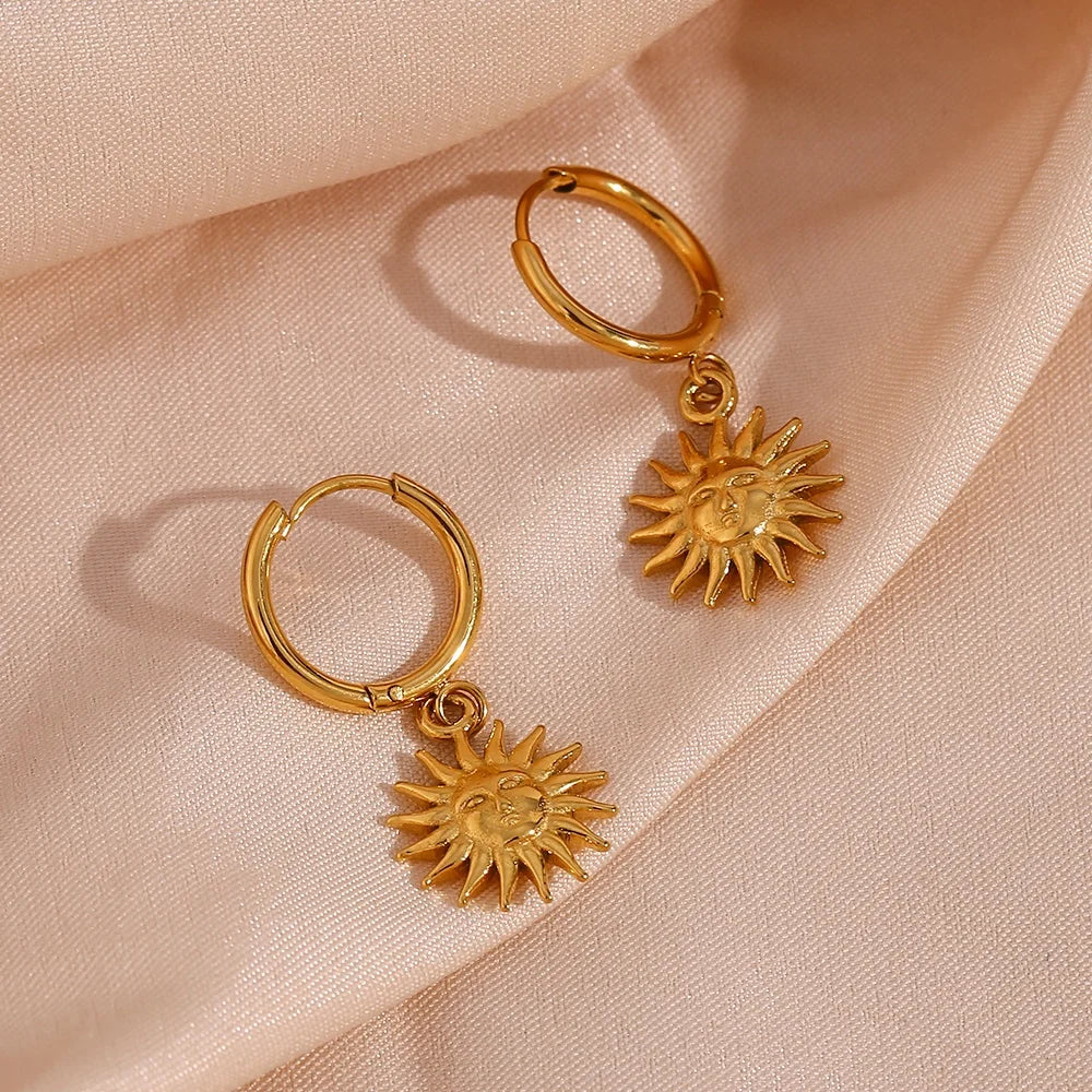 Dainty Engraved Sun Face Dangle Earrings Fashion Jewelry 18K Gold Plated Stainless Steel Drop Earrings