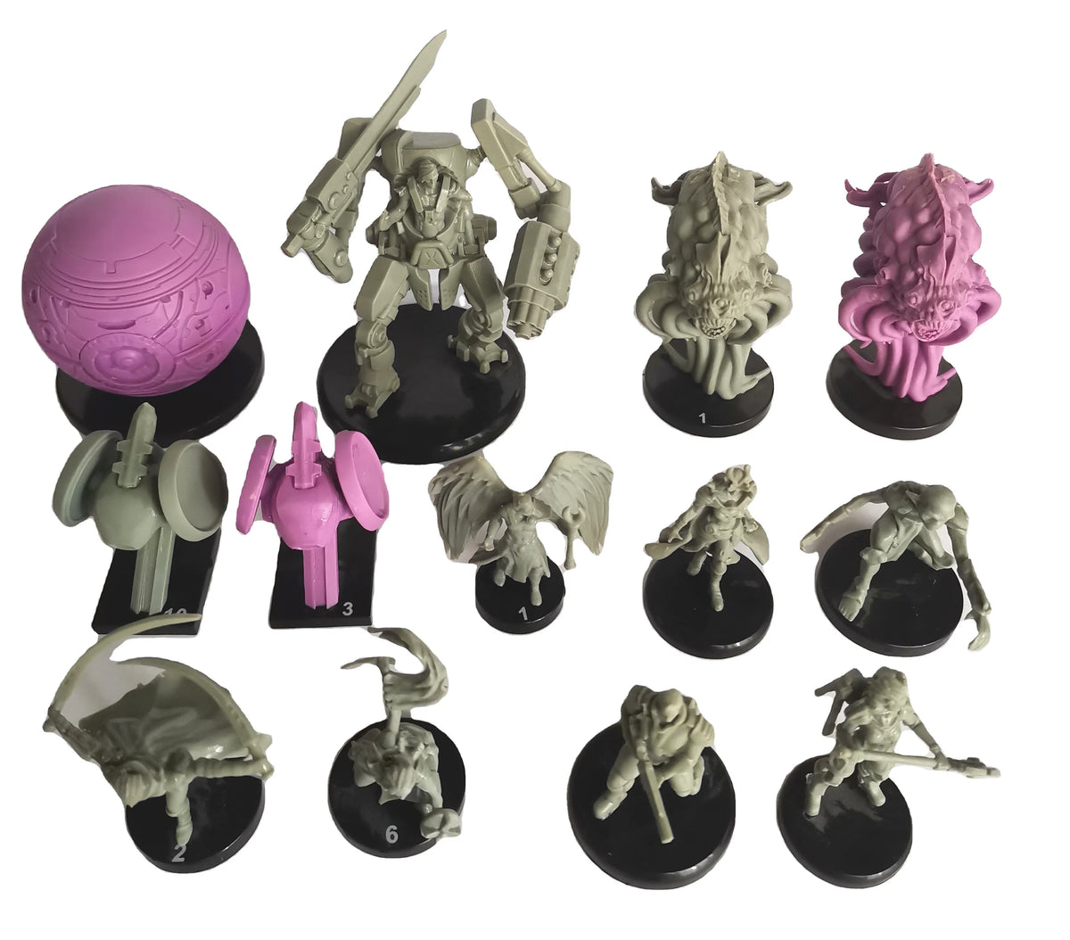 Unpainted PVC Custom Injection Craft Figurines Cartoon Style Miniatures Tabletop Roleplaying Games ABS Military Model Toy Resin