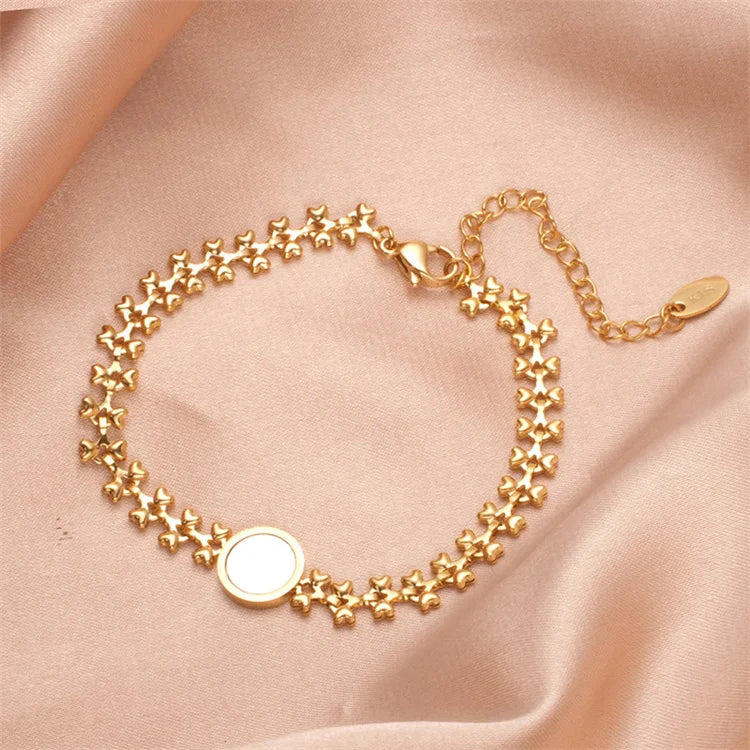 Wholesale Round Charm Shell 18k Gold Plated Stainless Steel Hearts Bracelet for Women