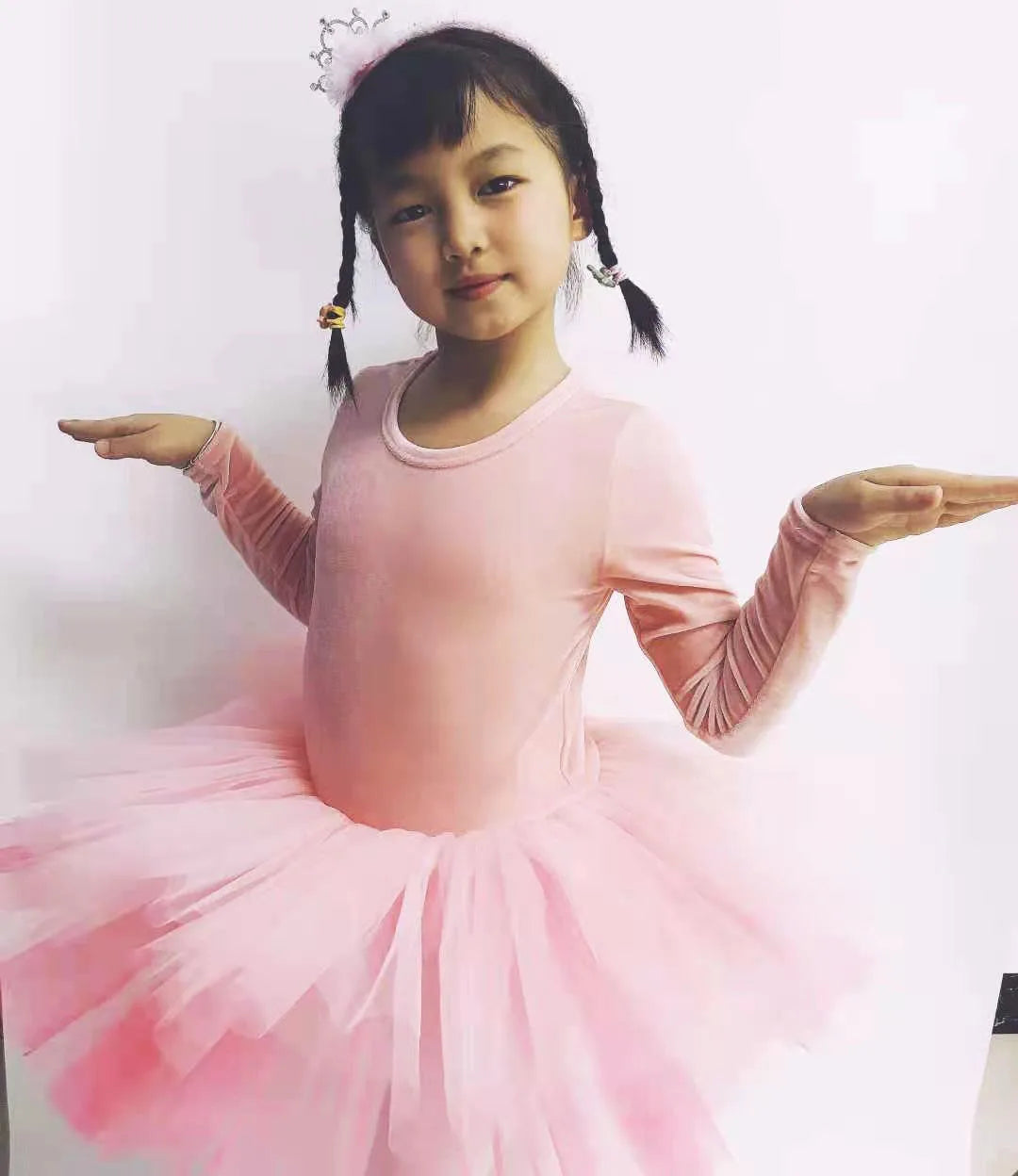 Akzia Girls' Sweet Solid Velvet Tutu Skirt Dress O-Neck 3D Embroidered Long Sleeves Loose Fit Mini Natural Waist Breathable