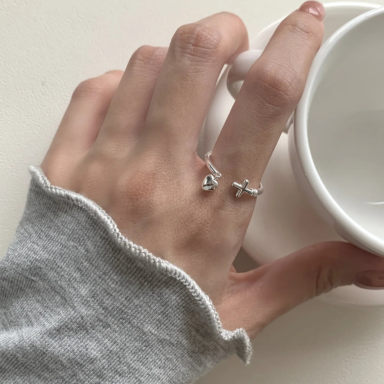 Vianrla  S925 Sterling Silver Korean Love Ring Niche Design Cross Opening Adjustable Ring
