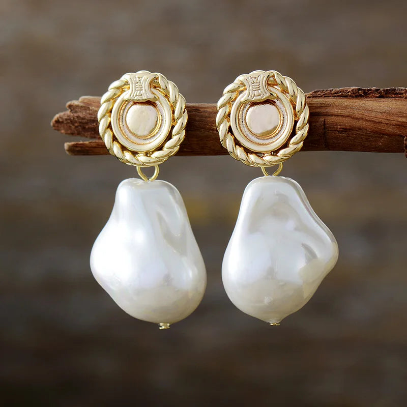 Luxury European Wedding Bride Jewellery Baroque Pearl Art Deco Designer Exaggerated Stud Earrings Hypoallergenic Brass Parties