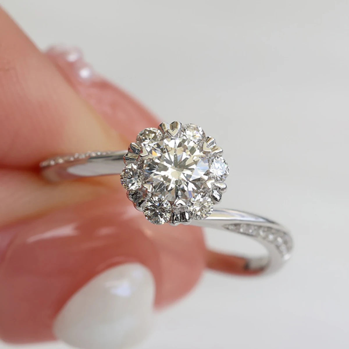 CAOSHI Custom Exquisite Flower Design Imitated Diamond Fine Rings for Wedding Engagement Party Bride Silver Plated CZ Rings OEM