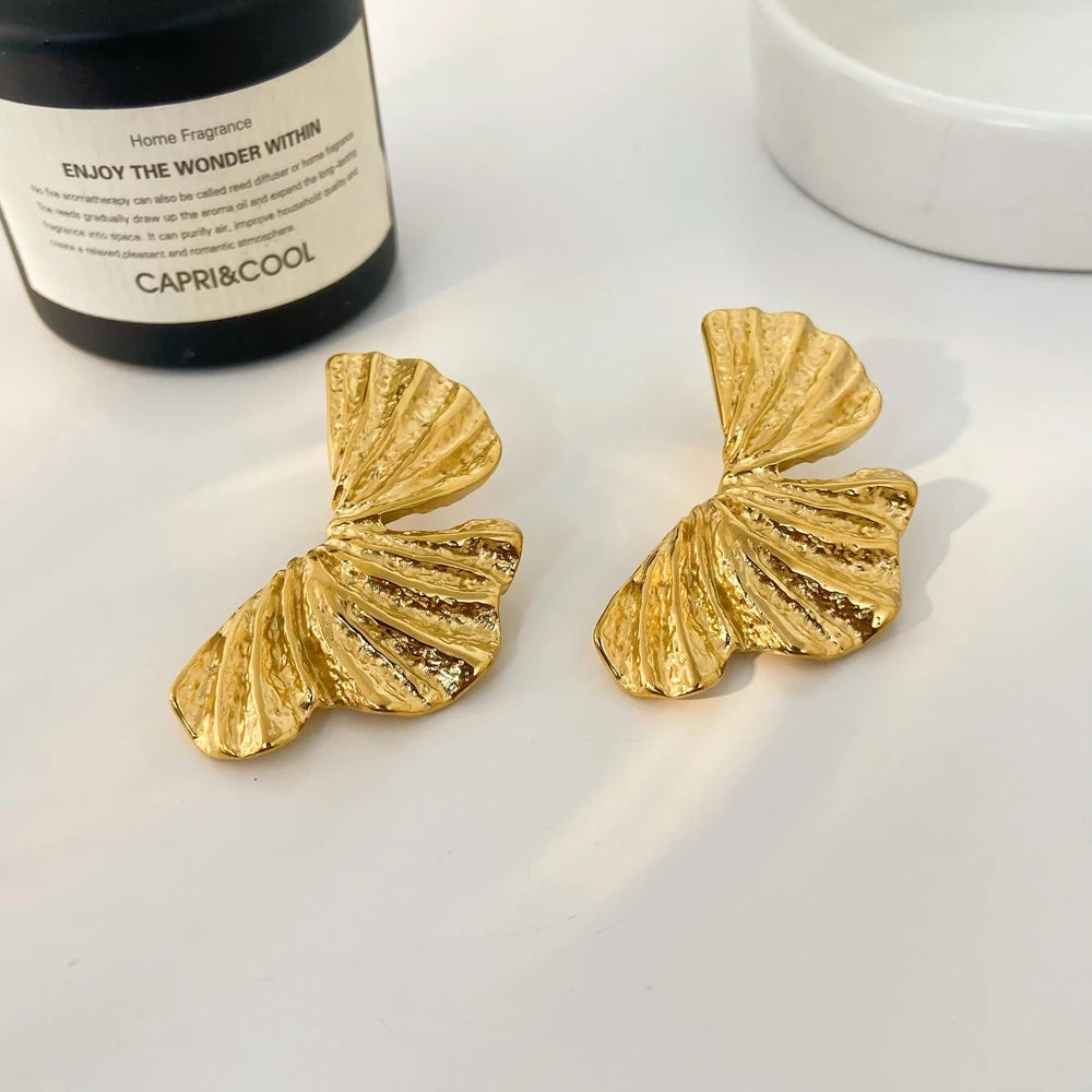 Retro Gold Ginkgo Leaf Earrings Exaggerate Stainless Steel Gold Plated Twisted Metal Leaf Flower Earrings
