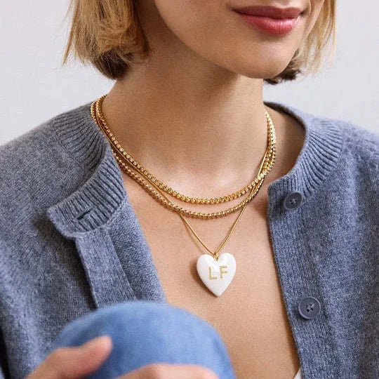 Hot Selling Korean Style Elegant Collarbone Necklace Fashion Pendant with Simple Personality Letter Colorful Heart Design