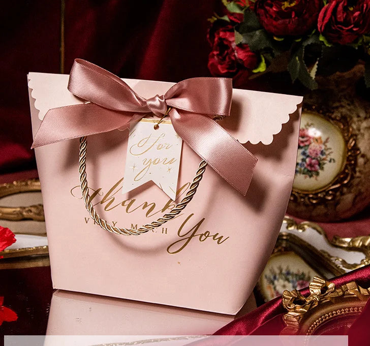 Custom Logo Wedding Favors Chocolate Party Supplies Giveaway Storage Candy Box Bowknot Wedding Gift Jewelry Bag Paper Packaging