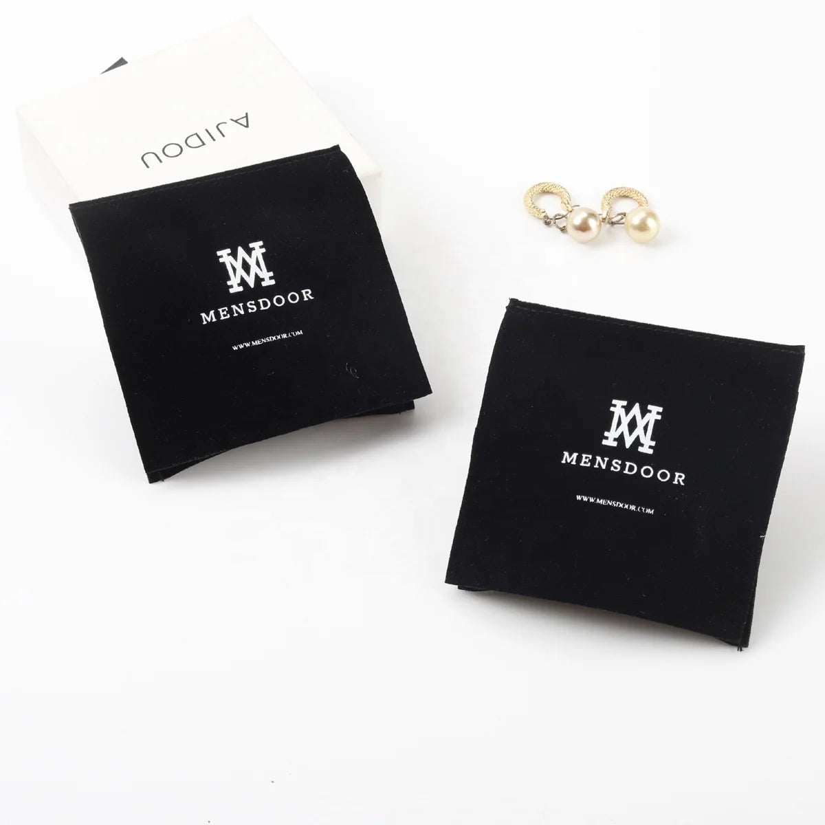 Customized Small Gift Bag Black Luxury Velvet Envelope Jewelry Pouch Envelope Perfume Packaging Bag