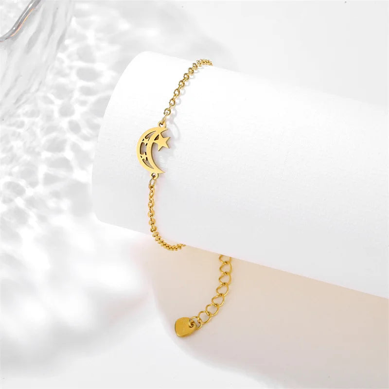 Stainless Steel Bracelets Classic Moon Stars Kpop Fashion Chain Charm Bracelet for Women Jewelry Wedding Party Friends Gifts
