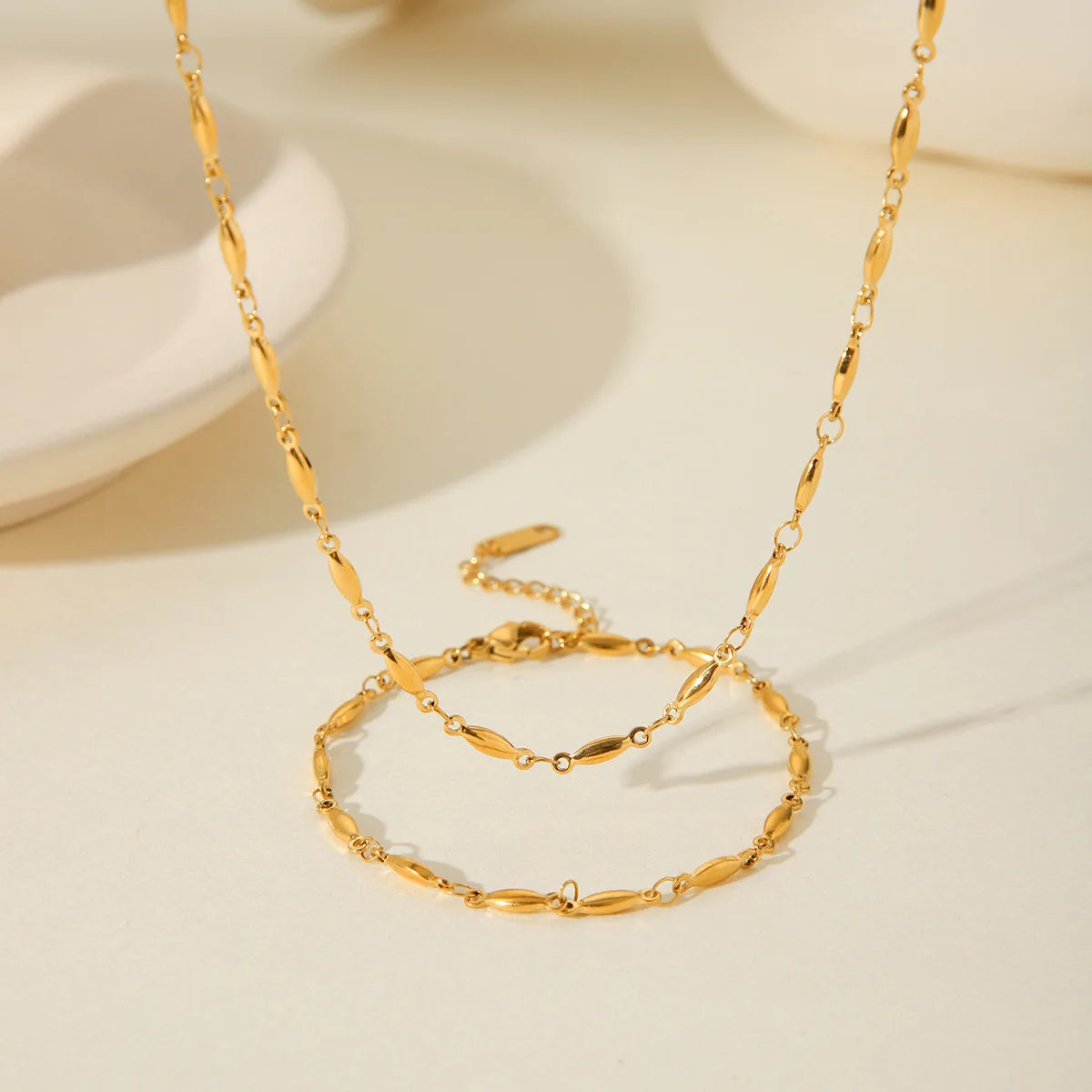 Minimalist Stainless Steel 18K Gold Simple Fashionable Bean Melon Seeds Link Chain Waterproof Choker Necklaces & Bracelets