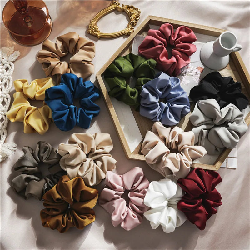 2024 New Satin Ins Style French Large Scrunchie Elegant Velvet Hair Band for Women Simple Hair Tie Accessory in Stock