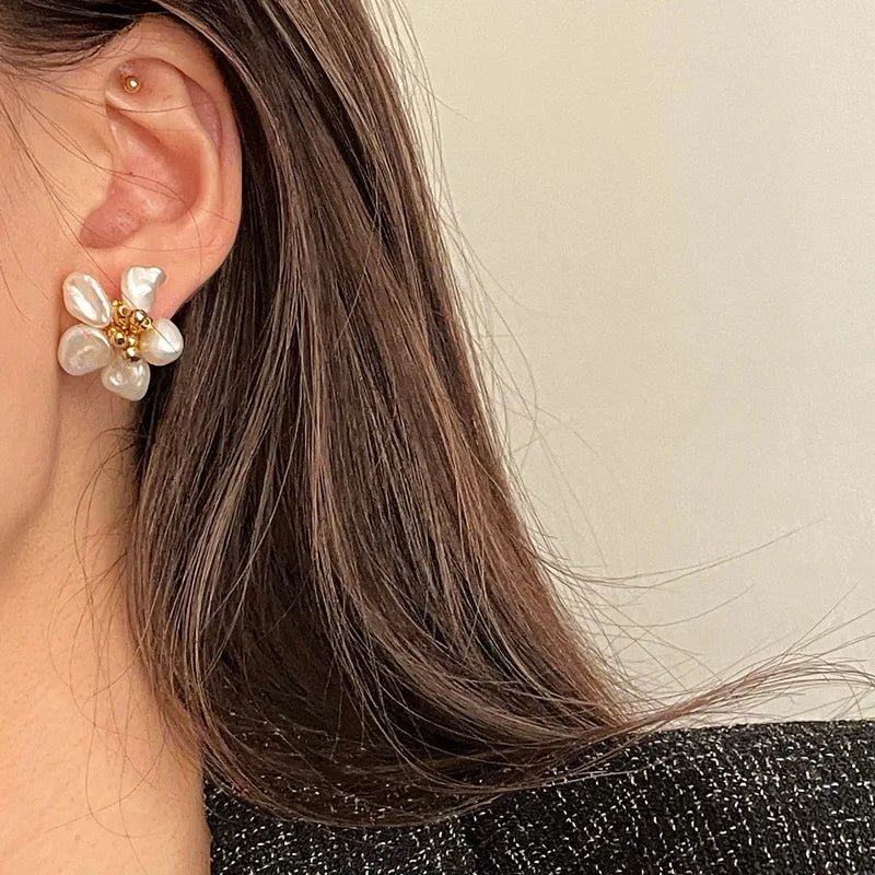 Wholesale Factory 925 Silver Pin Baroque Natural Pearl Flower Earrings for Women