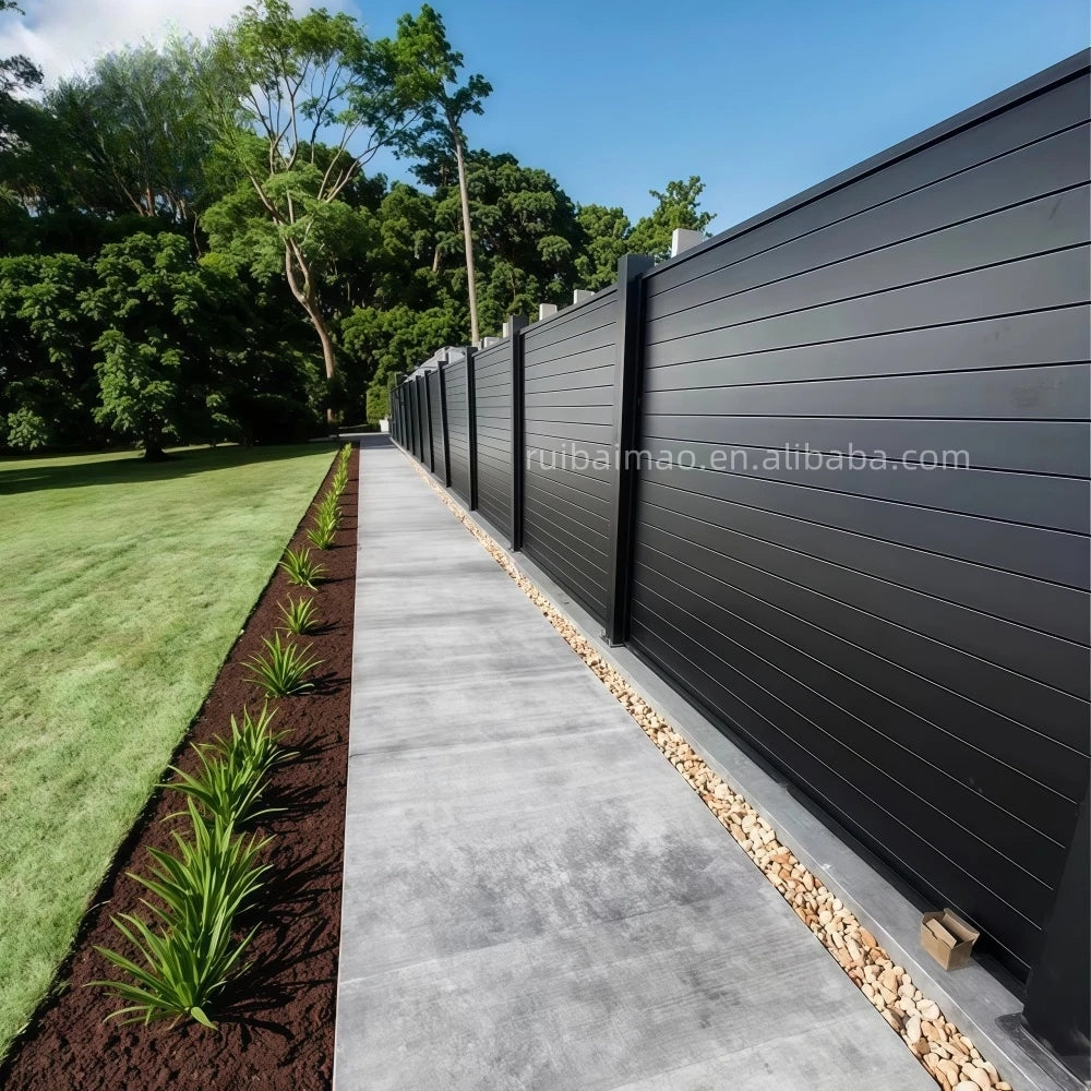 Wholesale Outdoor Modern Slats Privacy Aluminum Fence Metal Black Aluminium Garden Panel for Villa