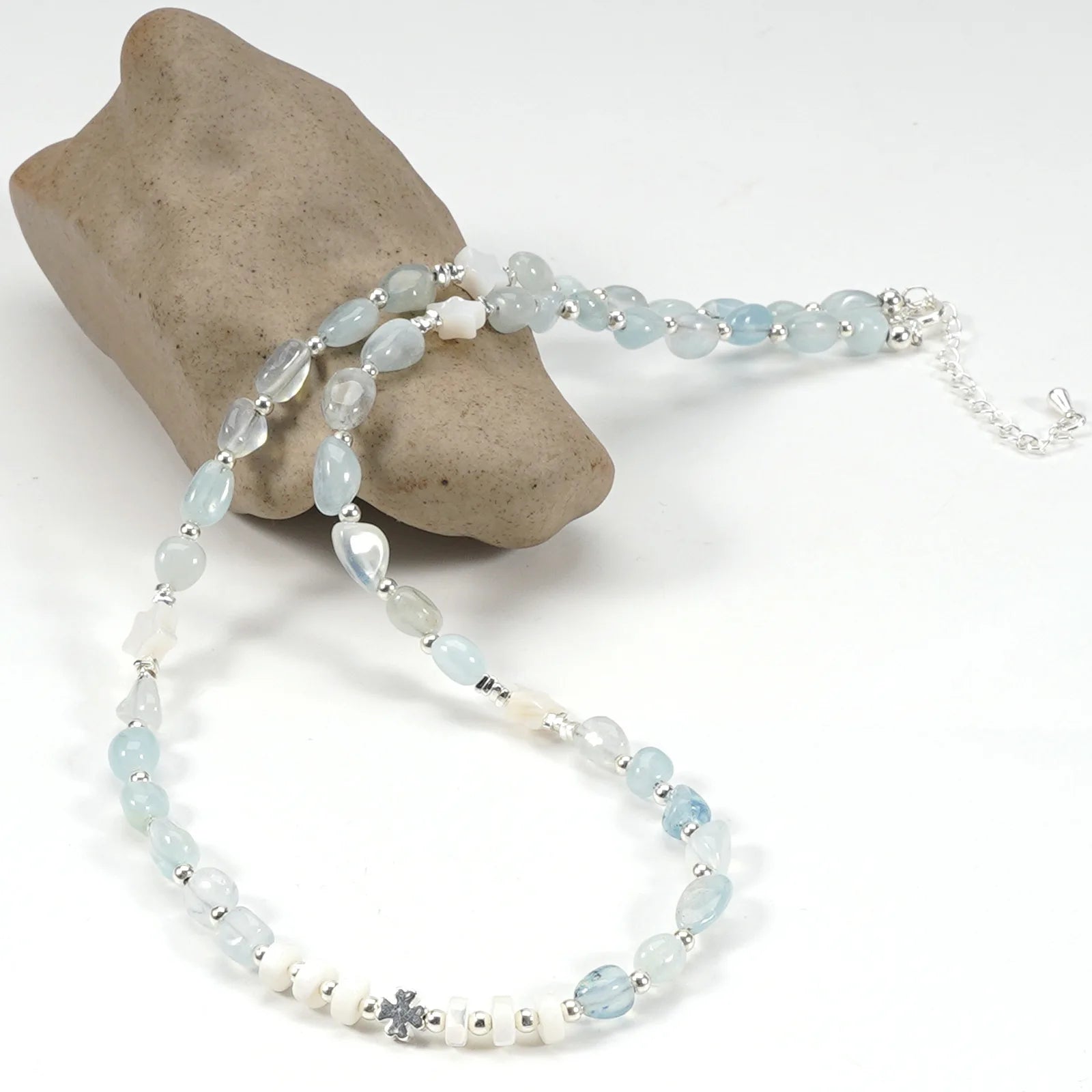Dainty Natural Aquamarine Oval Stone Necklace for Women Fashion Crystal Gemstone Energy Stone Jewelry Beaded Necklace Bracelet