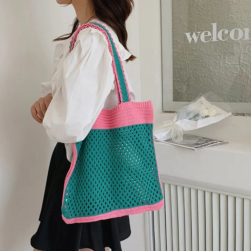 Wholesale Portable Large Capacity Crochet Beach Bag Women's Vintage Fashion Shoulder Bag Mesh Hollow Design Spring Summer Lady
