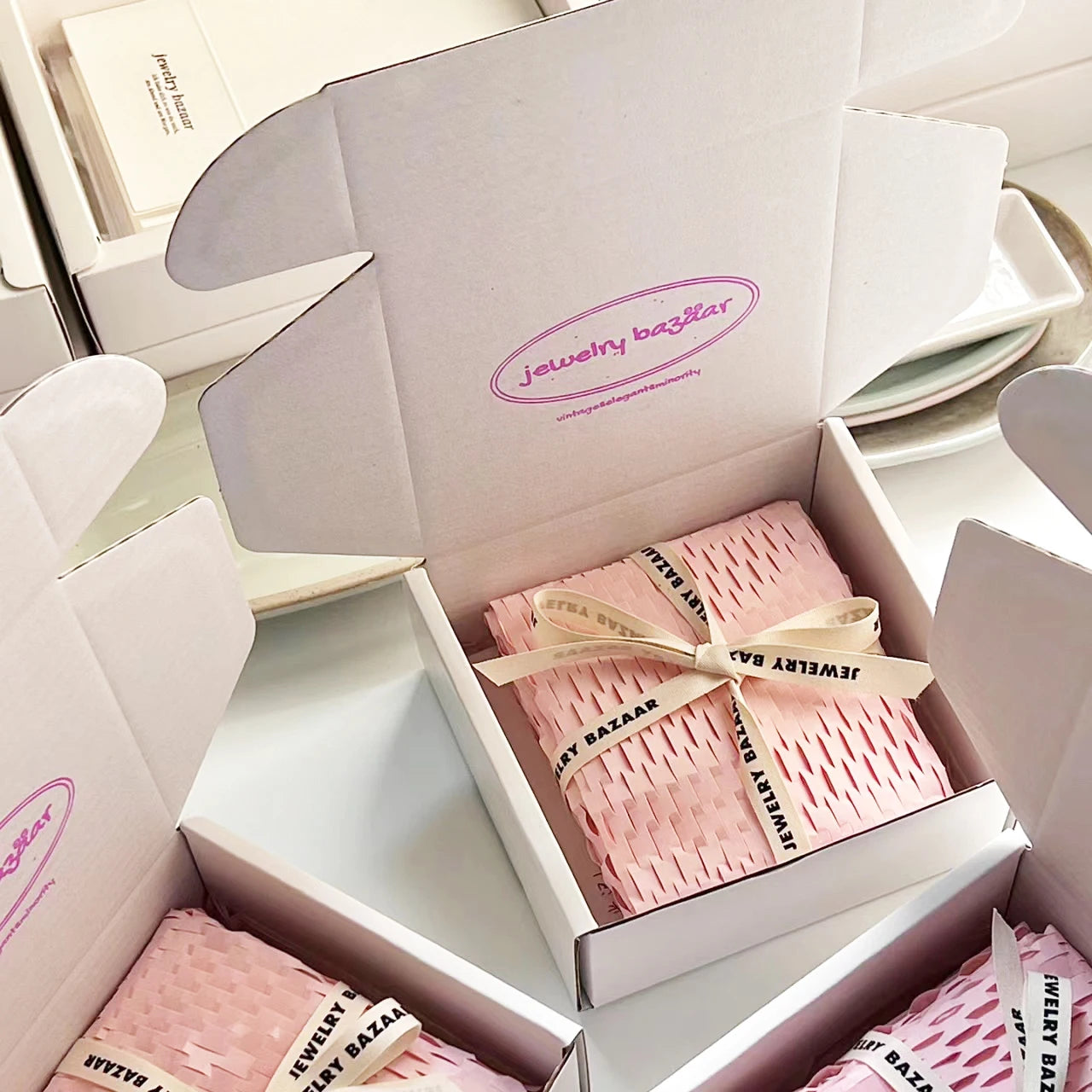 Custom Christmas Corrugated Gift Box Eco-Friendly Recycled Paper Mailer Packaging Logo for Cloth Free Stickers for Socks