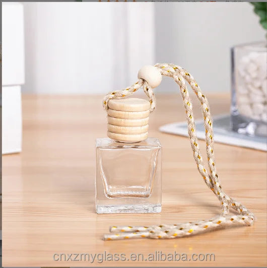 Luxury Custom Logo 10ml Wood Hanging Car Aroma Diffuser Car Perfume Bottle With Wooden Cap