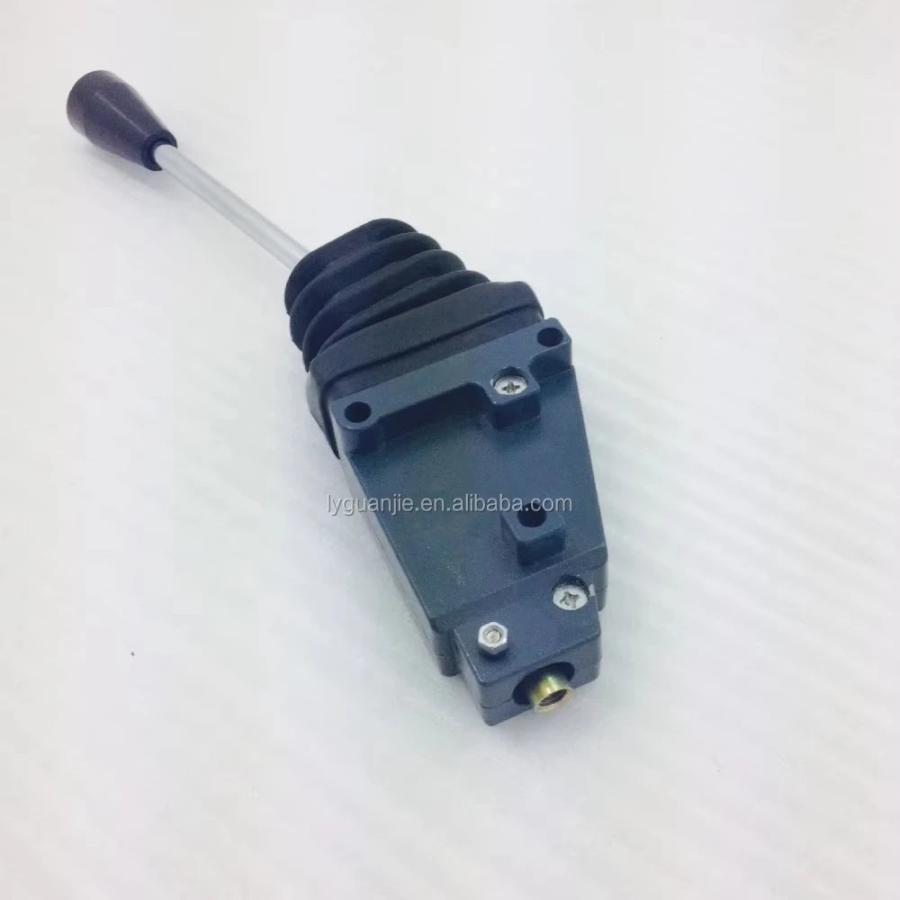 Hydraulic Control Valve With Joystick Bowden Cable Control Joystick Agricultural Machinery Parts  100% Tested GJ1109