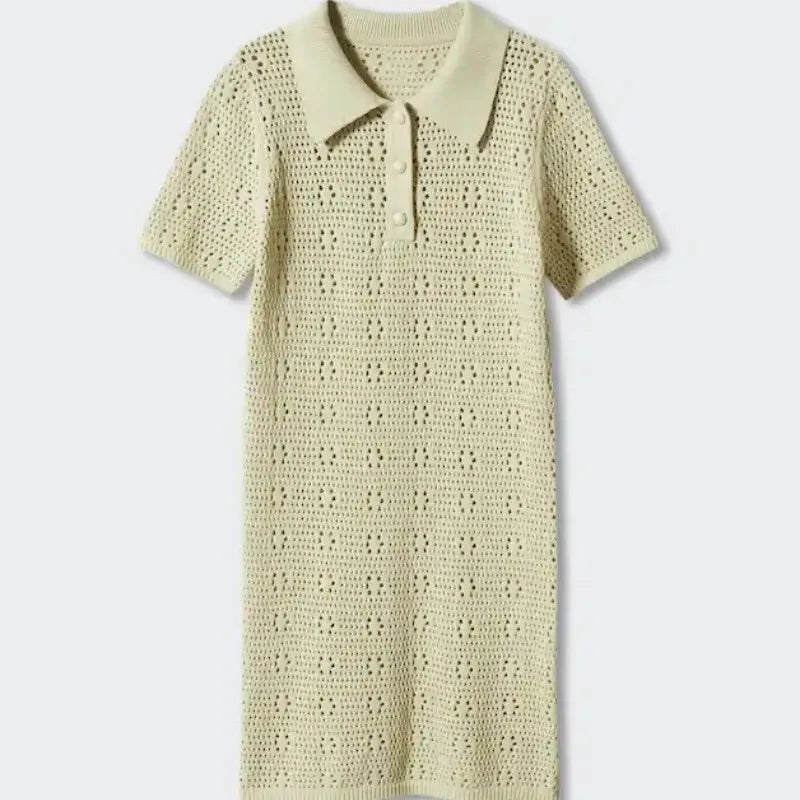 Summer Elegant Women's Cotton Dress With Short Sleeve and Turn Down Neck Plus Size Casual Shirt Dress in Simple.