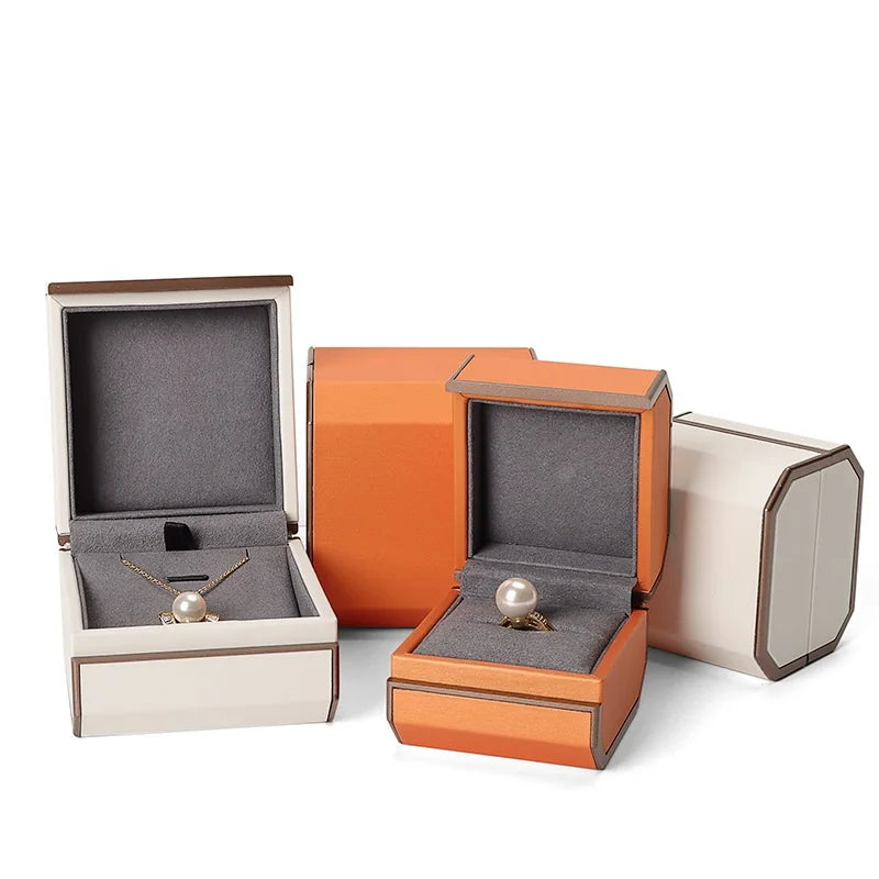 2024 Hot New Jewelry Box Pu Leather Gold Color Customize Packaging logo Polygonal Jewelry Ring Set Box