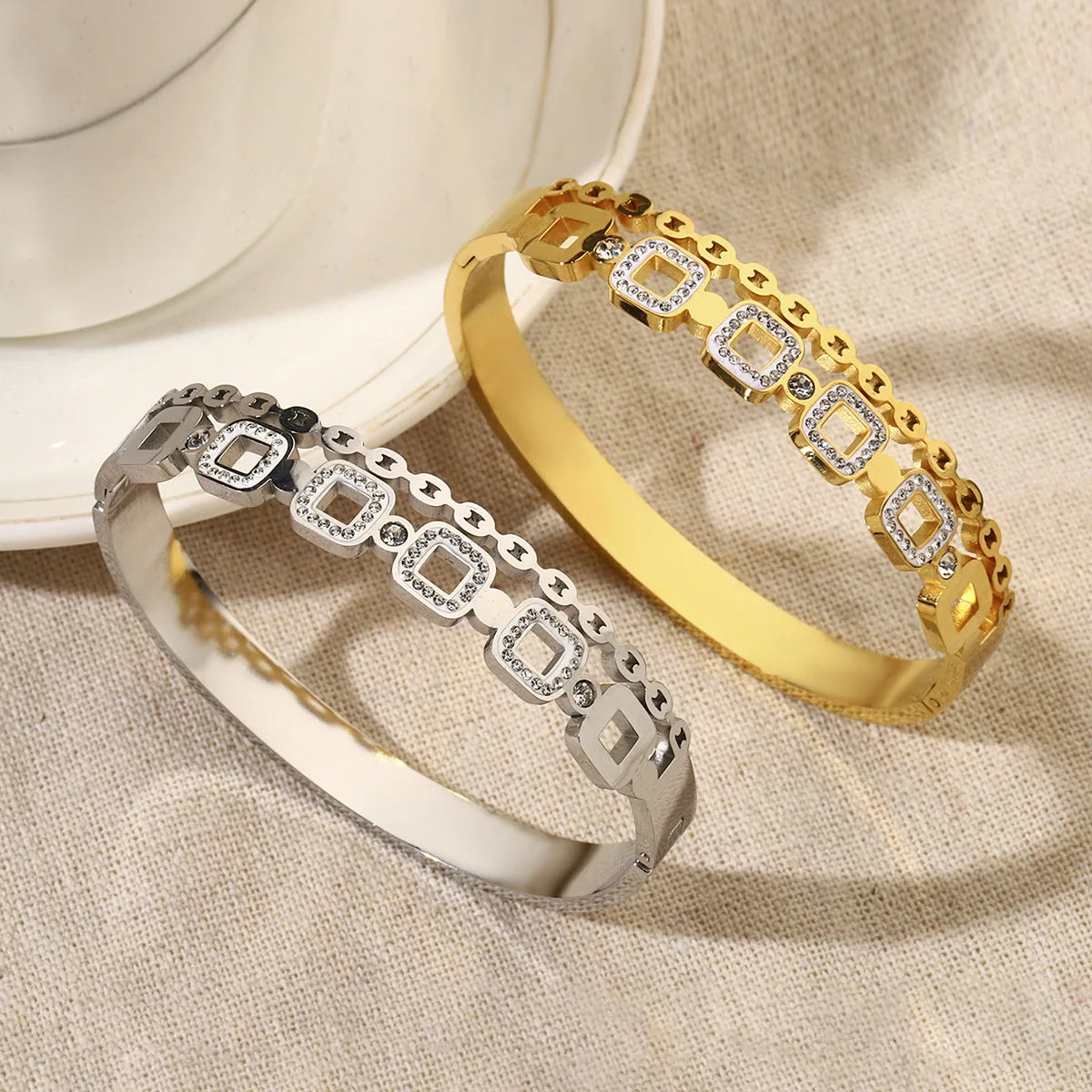 Trendy New Jewelry Fashion Personality Simple Design Stainless Steel Bracelet Girls Wear Daily Accessories