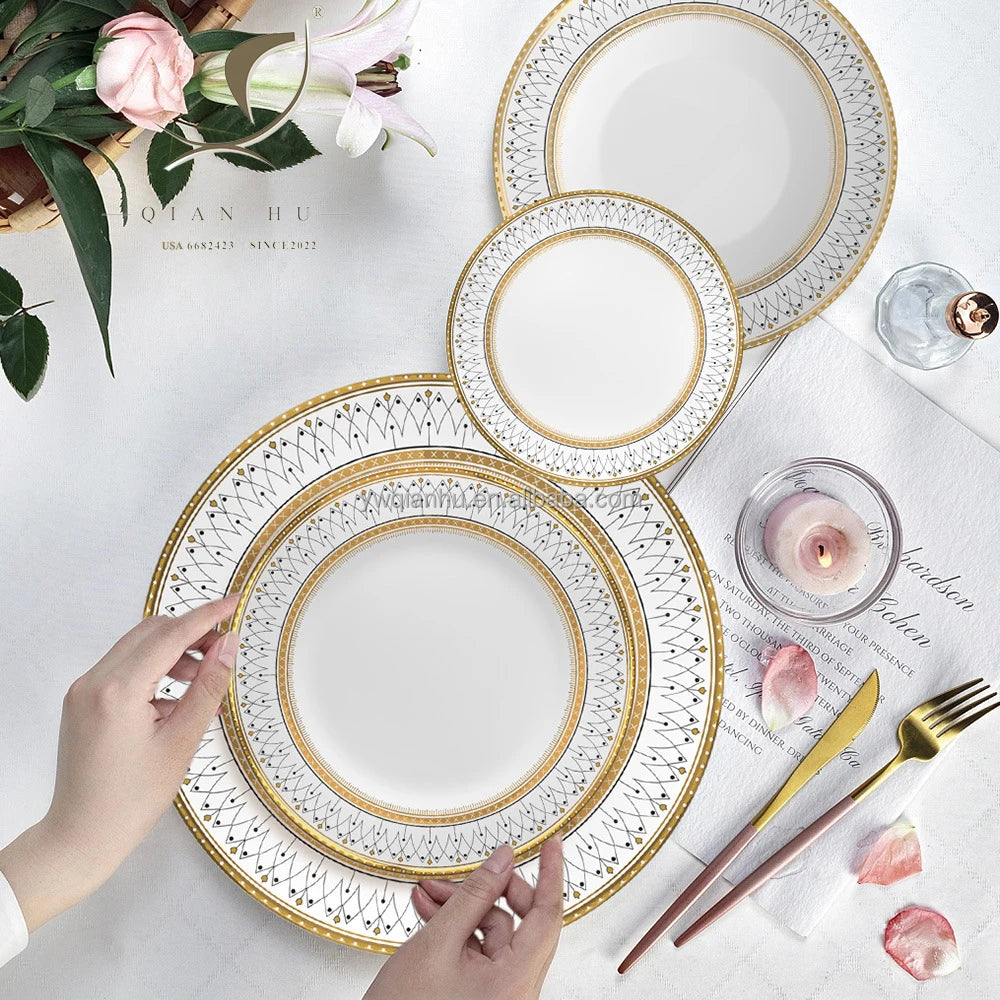 QIAN HU Luxury Royal Gold Rimmed Bone China Dinner Plate Customizable Fruits Vintage Eco-Friendly Restaurant Tableware Home