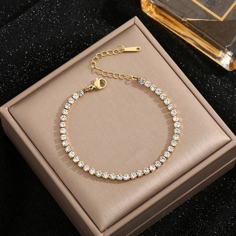 Ouj Women's Stainless Steel Gold Plated Charms with Full Zircons Stock Wholesale Fashion Bracelet