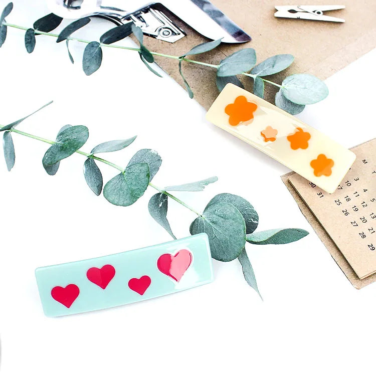 CANYUAN Korean Fashion Acetate Heart Hairgrips for Women Blue and Red Barrette for Girls Custom Flower Hair Clip