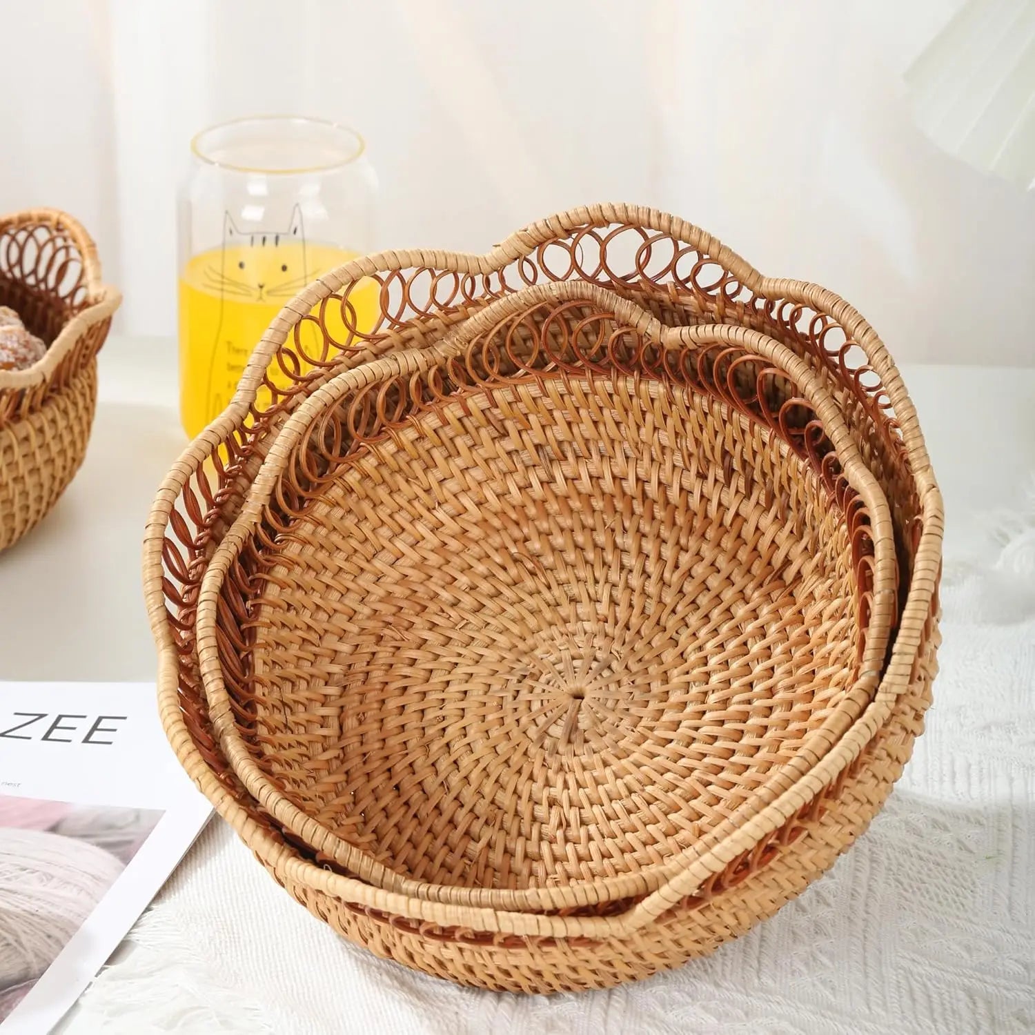 Pure Hand-Woven Vietnam Autumn Rattan Natural Rattan With Pattern Fruit Basket Rattan Basket