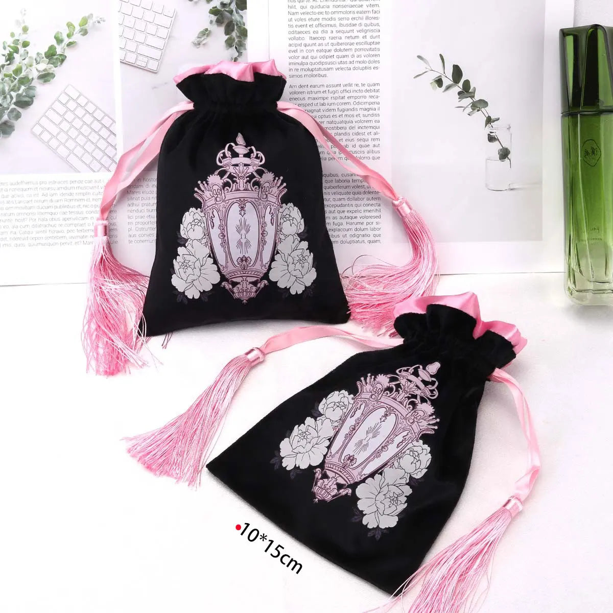 Custom Logo Printing Black Velvet Drawstring Jewelry Perfume Pouch Packaging Gift Velvet Dust Bag