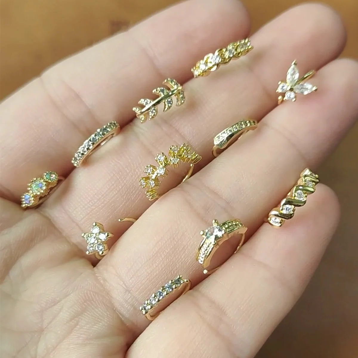 ZF 20G 14K Gold Plated Paved Flower Leaf Feather Shiny CZ Cartilage Hoop Nose Rings for Women Nose Piercing Jewelry