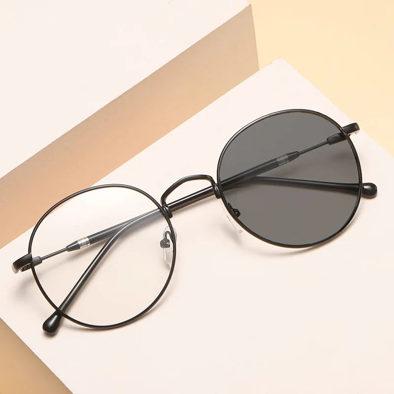 2023 New Lightweight Round Metal Eyeglass Frames Anti-Blue Light Full Rim Photochromic Glasses Photo Gray Glasses MegaBDM