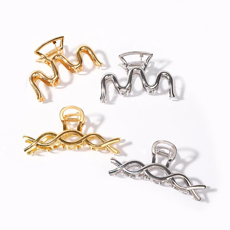 2024 Wholesale M-shaped Twist Hair Clip Claw Fashion Large Women Hair Accessories for Kids Geometric Nordic Clips Metal Hairpins