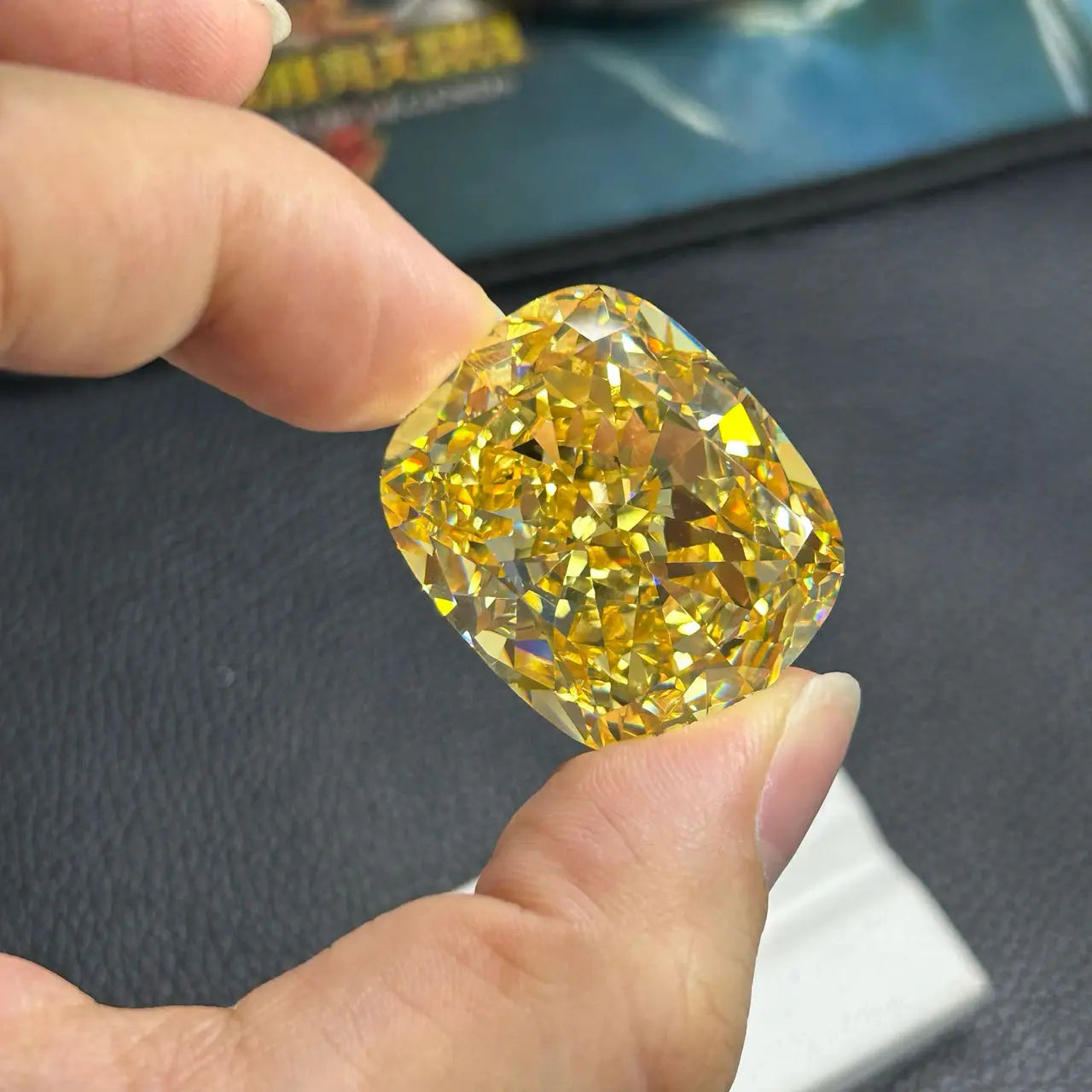Fancy Yellow CZ Stone 25x30mm About 178 Carats Zircon Elongated Cushion Cut Cubic Zirconia Gemstones