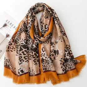 Newest Arrival 2024 Fashion Yellow Leopard Pattern Printed Hijabs Summer Soft Long Beach Cover up Shawls Women Head Wraps Scarfs