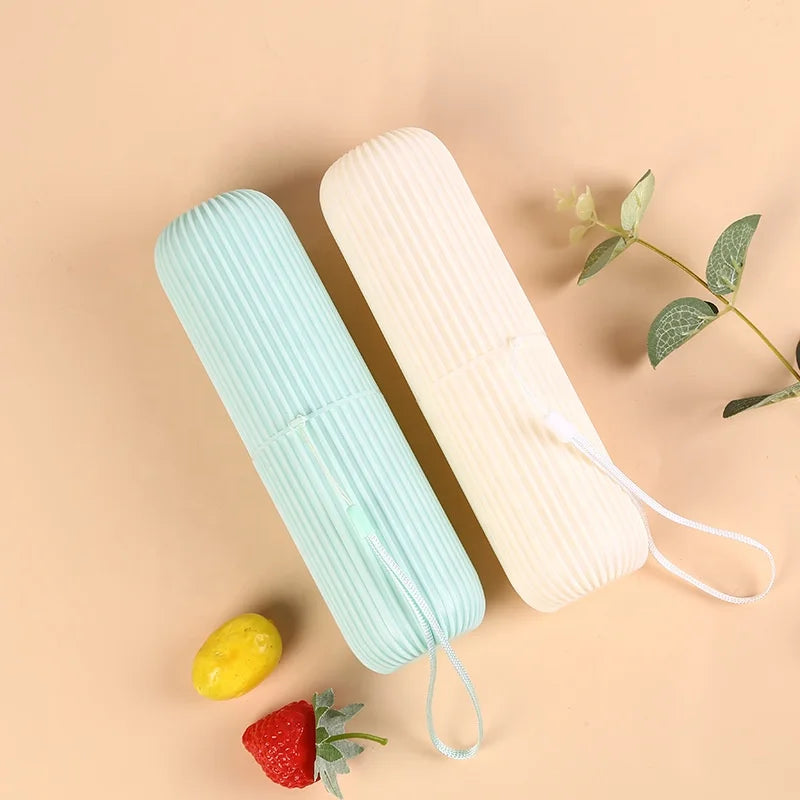 Wholesale Eco-Friendly Plastic Two-Piece Travel Toothbrush Dispenser Case with Storage Box and Wash Cup Holder