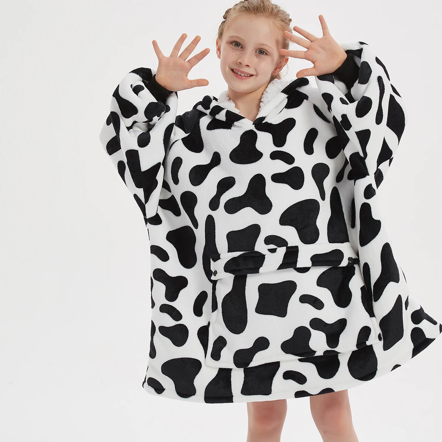 Printed Hooded Blankets Flannel Fleece Hoodie Giant Thickened Wearable Winter Adult Sweatshirt 100% Polyester CE Certified
