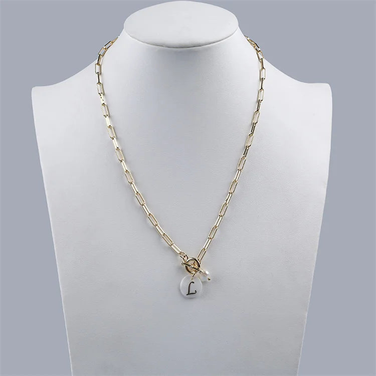 Alloy Round Shell Alphabet Letter Pendant Gold Pearl Necklace for Women Classic Pearl Grade a
