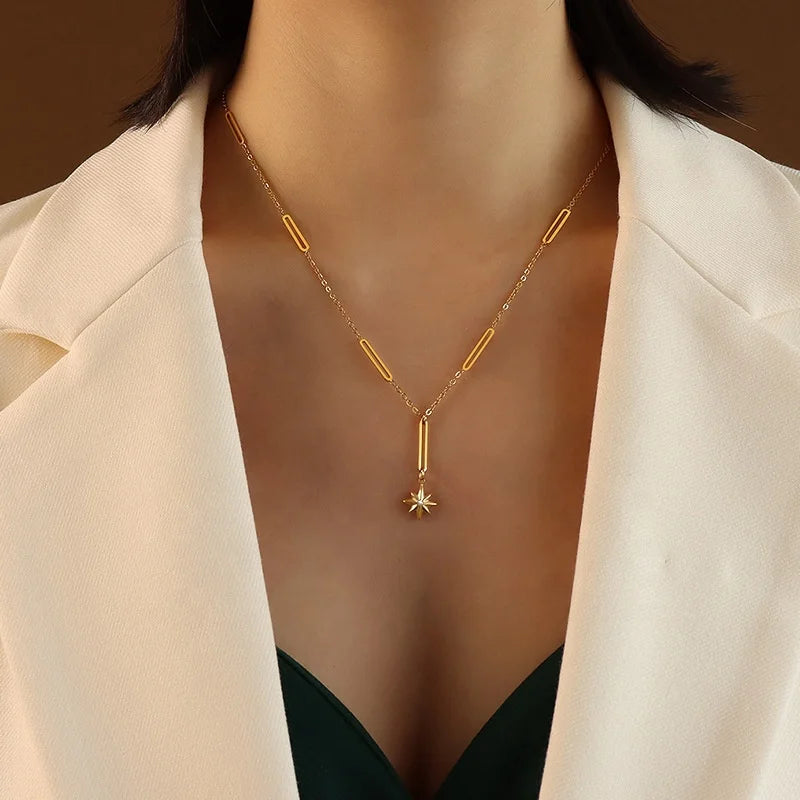 Fashion Design Stainless Steel Women Necklace Jewelry Star Pendant Necklace18K Gold Plated Necklace for Women