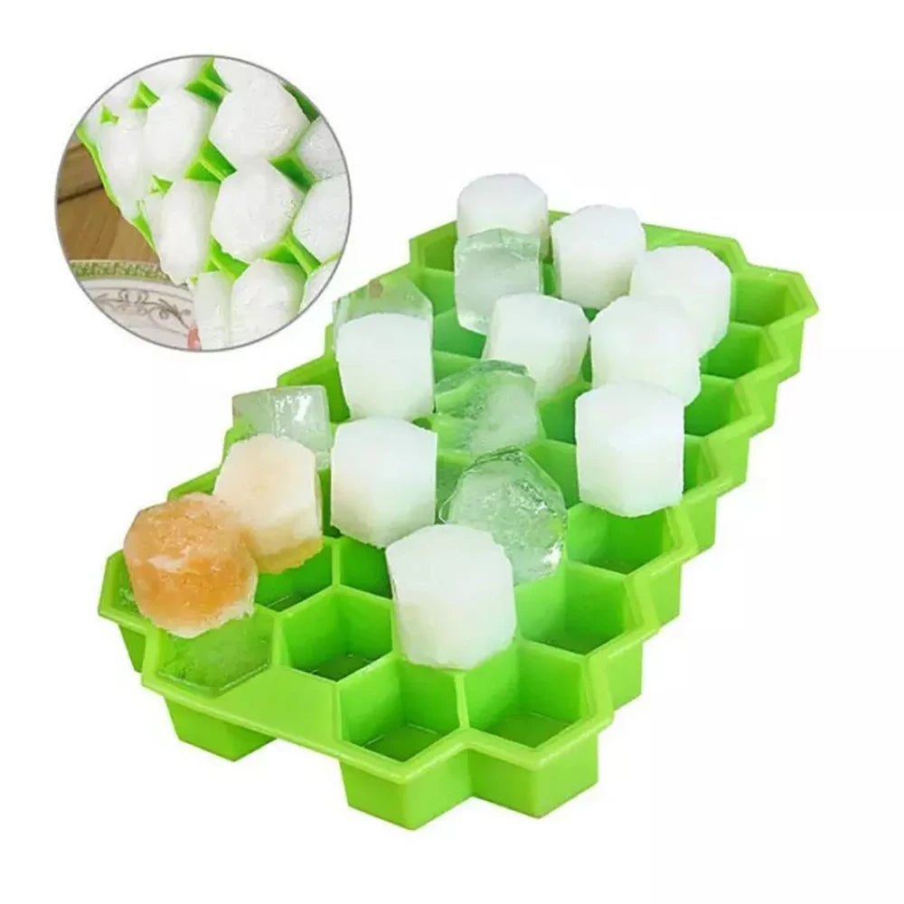 PYJ NEW 37-cell Honeycomb Silicone Ice Tray with Lid Creative Foldable Ice Box Easy Demoulding Ice Tray Mold Kitchen Utensils