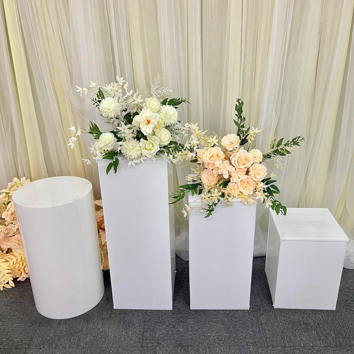 White Acrylic for Plinth Cylinder Pedestal for Romantic Wedding Display Dessert Cake Stand Events