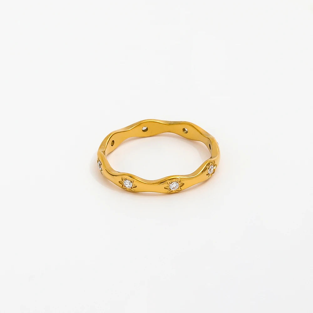 Fenny 18K Gold Plated Wholesale No Fade Designer Waved Star Zirconia Pave Stainless Steel Finger Ring Trend for Women