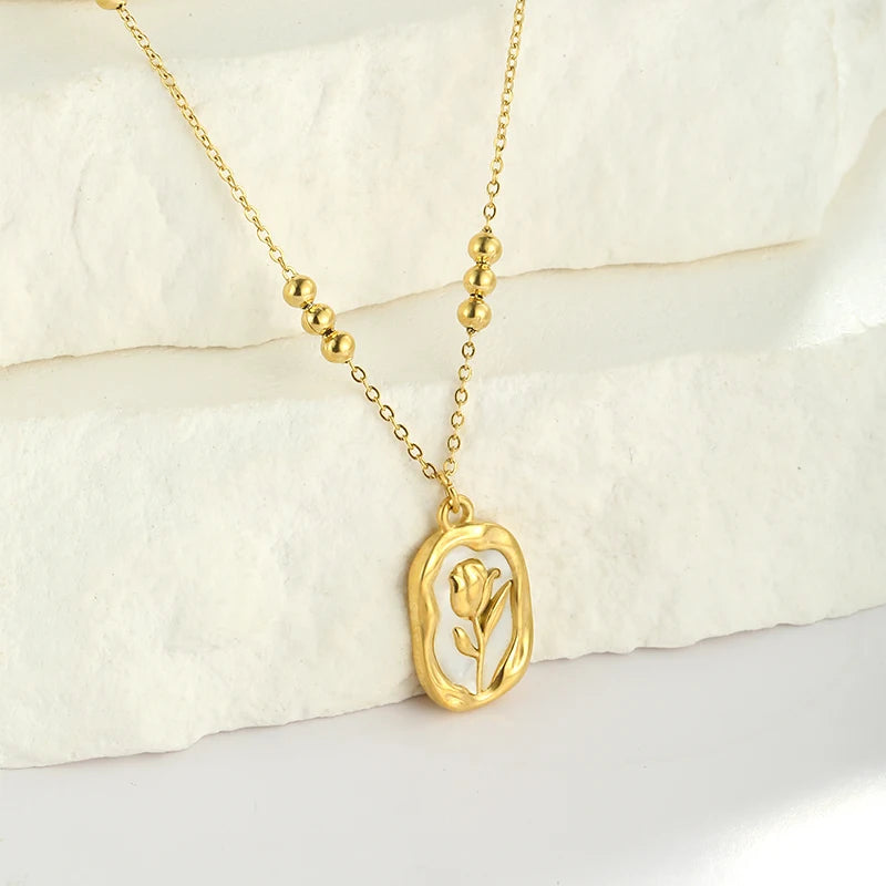 Hot Sale Stainless Steel 18K Gold Plated Chain Pendant with Flower and Shell Necklace for Women
